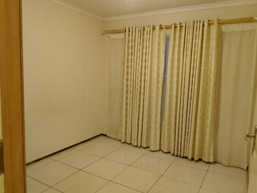 To Let 3 Bedroom Property for Rent in Tlhabane West North West